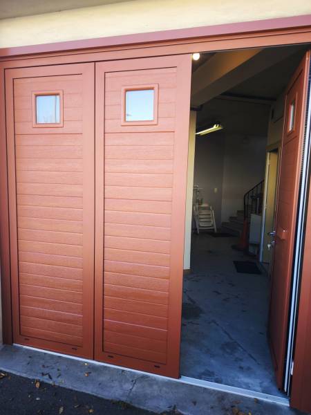 Installation d’une Porte Battante Aluminium sur Mesure 3 vantaux à Beynost (01700) dans l'Ain