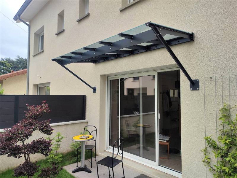 Fabrication de marquise sur mesure à meximieux et Meyzieu 69330