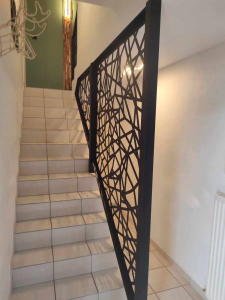 Remplacement et Fabrication d'un garde-corps sur Rignieux-le-Franc 01800 proche Meximieux