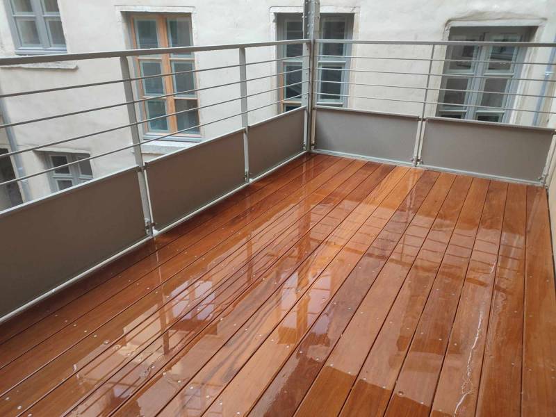 Fabrication et pose d'une double passerelles sur mesure sur la commune de Crémieu 38460