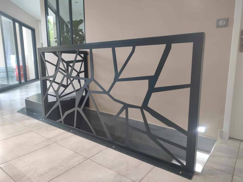 Remplacement et Fabrication d'un garde-corps de trémie sur Villette d'Anthon 38557