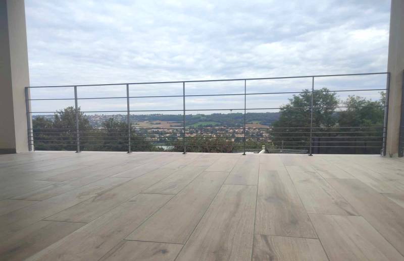 Fabrication et pose de garde-corps sur mesure à Albigny-sur-Saône proche de Neuville-sur-Saône 69250