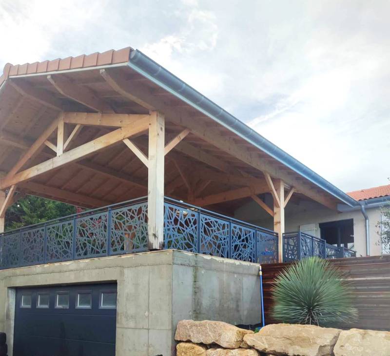 Fabrication et pose de garde-corps sur la commune de Villieu-Loyes-Mollon proche Meximieux 01800