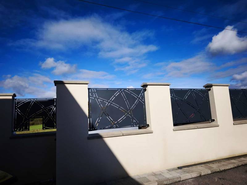 Clôture sur mesure à Montluel (01120) – Réalisation Steel Fermeture